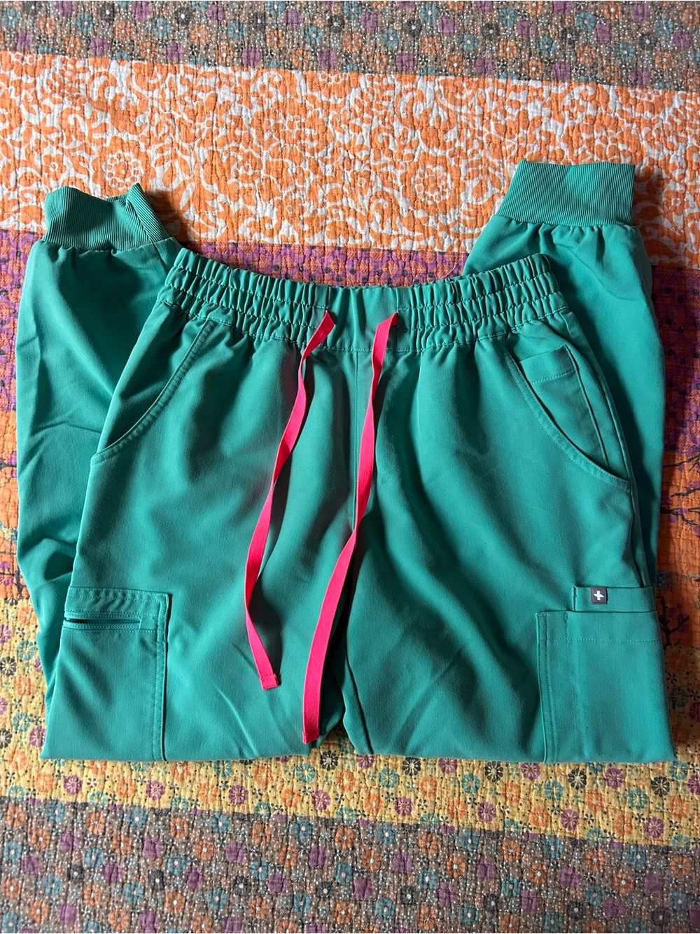 FIGS Women's Surgical Green Uman Joggers.
